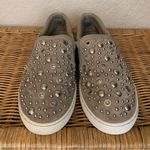Sam Edelman Sneaker Low Top Slip On Grommet Stud Top Size 8 Photo 2