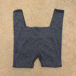 Wideband Seamless Scrunch Booty Leggings Gray Size M Photo 2