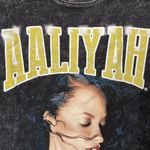 Aaliyah acid wash graphic tee M unisex Size M Photo 2