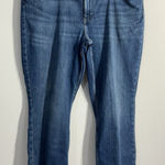 Lee Womans  Regular Fit Straight Leg mid Rise 16 Short Blue Jeans Photo 0