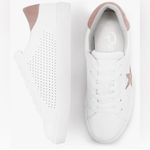 PARTY Women's Fashion Star Sneaker Lace Up Low Top Walking Shoes Size 11 NWOT White Photo 3