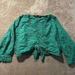 ZARA  Shirt Womens Small Crop Top Kelly Green Embroidered Tie Front Vneck Sleeves Photo 0