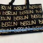 Berlin black and gold tote bag Photo 5