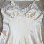 Eve Stillman. Vintage l. Magnin Couture New York Cream Lace Trim Slip Photo 2