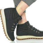 Merrell  alpine hiker black boots size 6 Photo 0