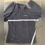 Columbia Sweatshirt with two front pockets and full zipper down Photo 6