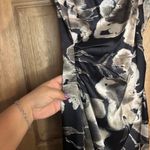 Maggy London women’s floral Black and Cream Dress size 8 Photo 4