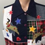 Reversal USA Quilted Christmas Vest Reindeer Plaid Snow Holiday Village Kitsch Size M Photo 1