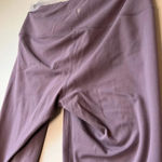 Yogalicious ‎ Leggings Photo 2