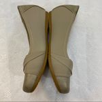 Baretraps  Women’s Shoes Flats 7 Medium Misty Champagne Casual Work Wear Slip On Photo 4