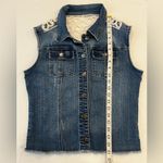 Sleeveless Denim Western Jean Vest with Lace Accents Women’s Size Large Blue Photo 5