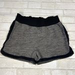 Lululemon  Women's Shorts Photo 0