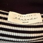 American Threads  Cropped Sweater Photo 2