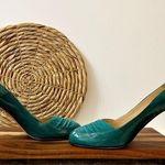 Butter Parker Patent Leather with Suede Heels in Peacock Teal Size 9 Green Photo 2