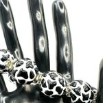 Cow pattern beaded stretchy bracelet Black Photo 5