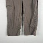 L.L. Bean Cropped Nylon Outdoor Pants Sz 16P Photo 2