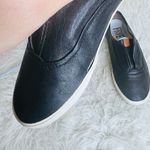 Frye  black leather flats size 5.5 Photo 3