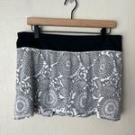 Lululemon run pace setter skirt beach floral RARE 10 Photo 4