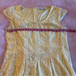 Madison Leigh  sift yellow floral lace cap sleeve midi dress size 6 Photo 6