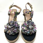 Tahari  confetti pompom stacked heels, t-strap sandals, size 7.5 Photo 5