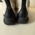 Sorel Women’s Fuzzy Snow Boots Size 8 Photo 6