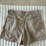 Madewell Women's Beige Baggy Jean Shorts Photo 3