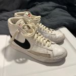 Nike  High-Top Blazer Photo 0