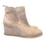 Blondo  Vor Tan Suede Waterproof Wedge Bootie Women size 8.5 Photo 4
