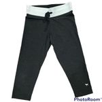 PINK Yoga Short Legging Photo 0