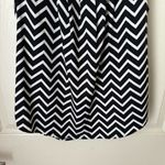 Candie's  Small Black White Sleeveless Chevron‎ Print Keyhole Back Blouse N… Photo 4