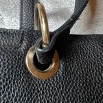Nanette Lepore Handbag Womens Black Pebbled Leather Gold Hardware Classic Chic Photo 3