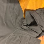Lululemon Gray cropped align leggings Photo 3