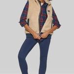 Bass Outdoor Hiking Vest Faux Sherpa Oatmeal, Size XL New w/Tag Tan Photo 5