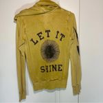 Sundry  Let It Shine Graphic Hoodie in Vintage Saffron Yellow Gold Size:‎ Small Photo 4