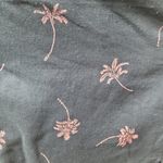 EXPRESS Palm Tree Print Linen Shirt NWT XS Black Vacation Resort Button Up Top Photo 6