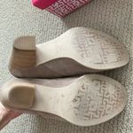 Elaine Turner  Sawyer Sand Suede Nude Heeled Booties Shoes Size 7 Side Zip EUC Photo 8