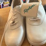 Classic White Leather ladies Shoes 8 brand new Photo 2