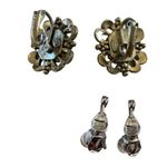 Lot of 2 Vintage Clip On Earrings Flower Rose Floral Costume Gold Photo 1