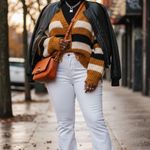 Good American NEW  White Boot Cut Curvy Jeans size 16 Minimalist Staple Capsule Photo 0