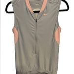 Nike  grey and pink sleeveless with pockets shirt size small Photo 0