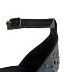 EUC ELF Leather Heeled Whipstitch Sandals Black Size 7.5 Photo 6