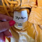 Boutique sky to moon top Photo 1