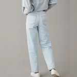 American Eagle  Highest Rise Baggy Straight Jeans in Light Wash Size 2 X-Short Photo 5