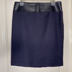 St. John  Pencil Skirt Women’s Sz 8 Navy Blue With Leather Trim Classic Photo 7