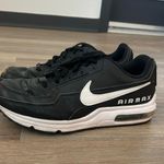 Nike Black Airmax Photo 0