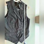Norma Kamali  Charcoal Gray Pinstriped 
Women's Vest Size Medium Photo 2