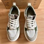 Vans  UltraRange Neo VR3 Shoe
Women 10.0 US  Mens 8.5 US Photo 5