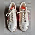 Puma Club II Era Women’s Sz 9 Shoes Photo 1