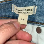 Madewell Mid-Rise kick out jeans Photo 3