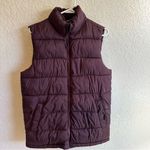 Old Navy Maroon Puffer Vest Jacket Size Small Photo 6